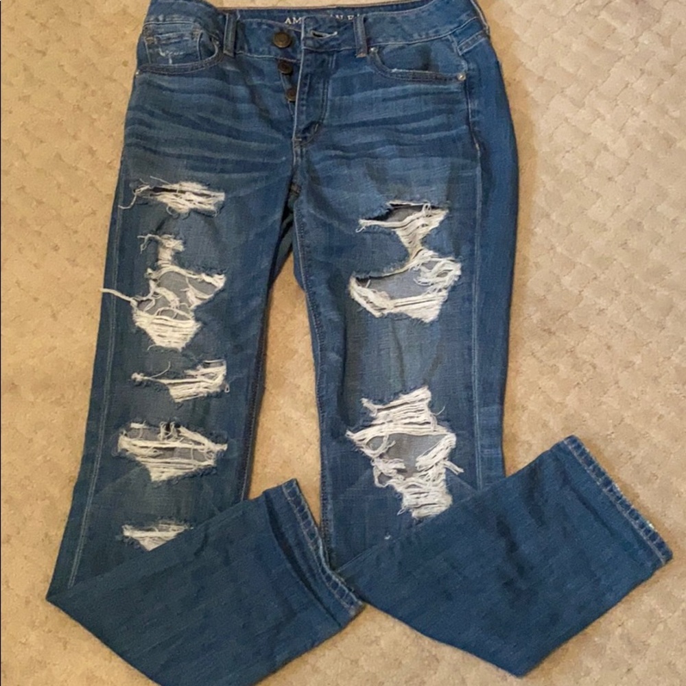 American eagle mom jeans